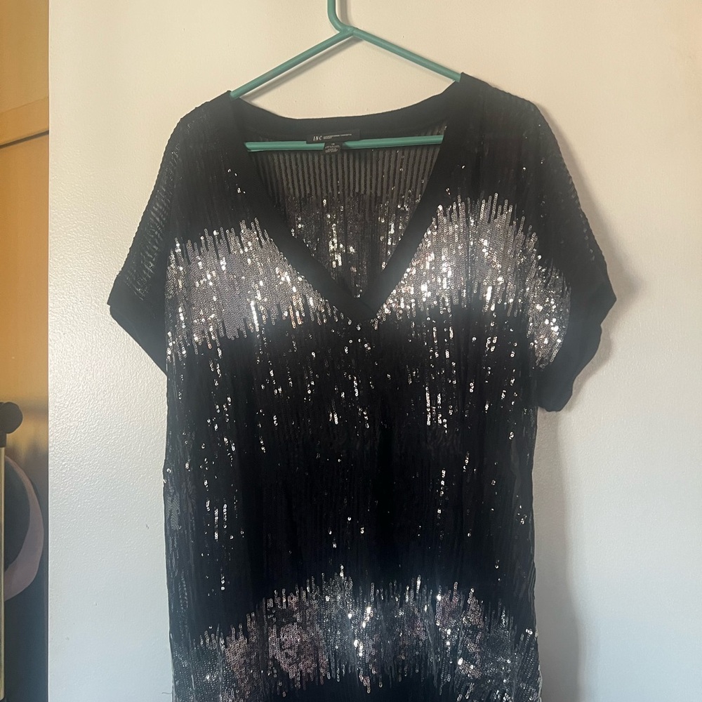 Beautiful party blouse 1X